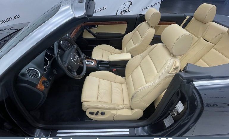 Audi A4 Cabrio 3.0V6 Quattro Multitronic 2003 full