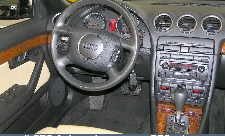 Audi A4 Cabrio 3.0V6 Quattro Multitronic 2003 full