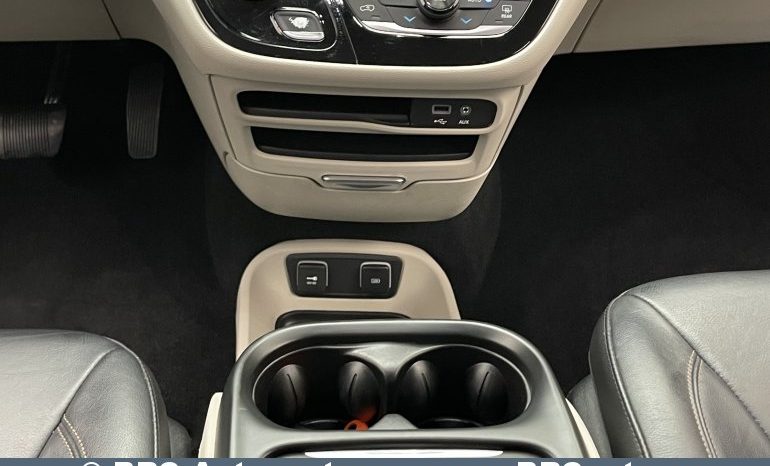 Chrysler Pacifica 3.6 V6 Automatas 2019 full