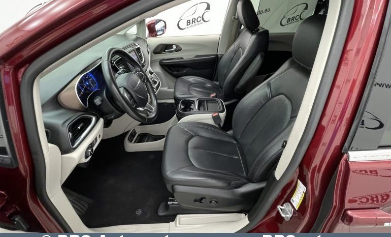 Chrysler Pacifica 3.6 V6 Automatas 2019 full
