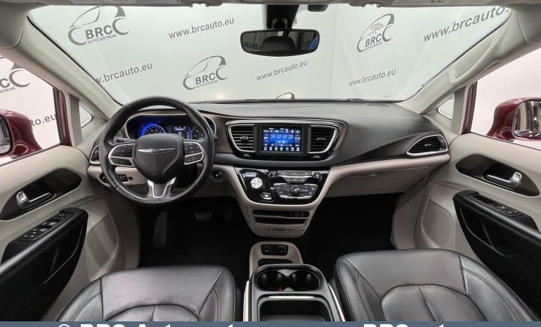 Chrysler Pacifica 3.6 V6 Automatas 2019 full