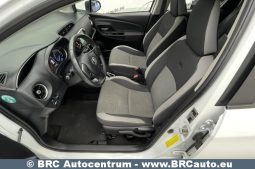 Toyota Yaris 1.5 Dual VVT-i Multidrive Y20 Automatas 2020 full