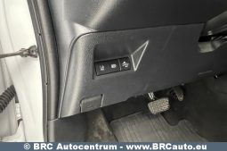 Toyota Yaris 1.5 Dual VVT-i Multidrive Y20 Automatas 2020 full