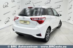 Toyota Yaris 1.5 Dual VVT-i Multidrive Y20 Automatas 2020 full