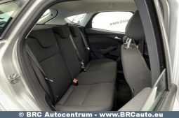 Ford Focus 1.6 Automatas 2015 full