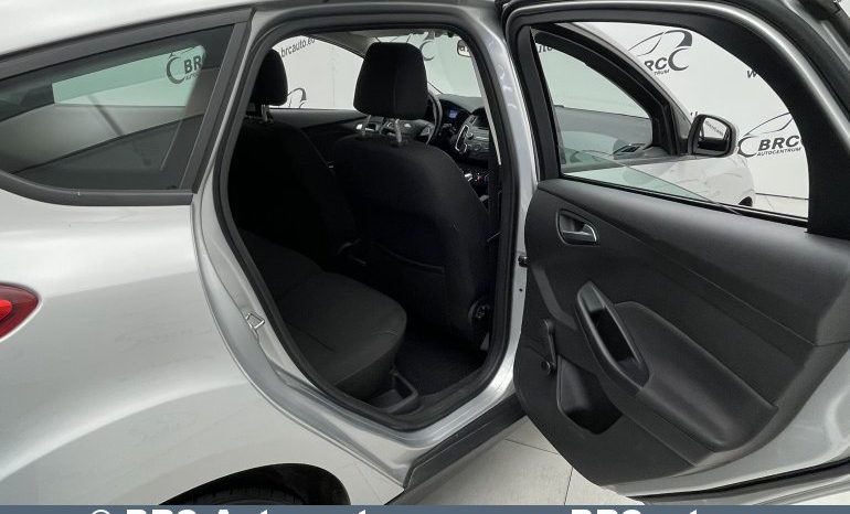 Ford Focus 1.6 Automatas 2015 full