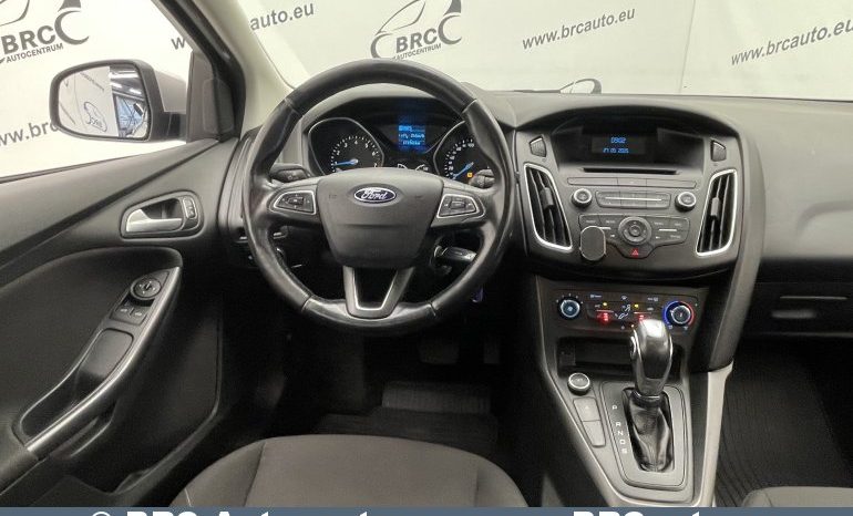 Ford Focus 1.6 Automatas 2015 full