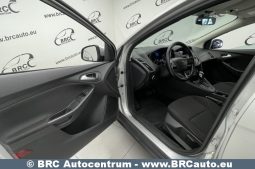 Ford Focus 1.6 Automatas 2015 full