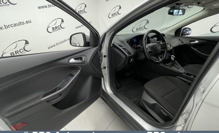 Ford Focus 1.6 Automatas 2015 full