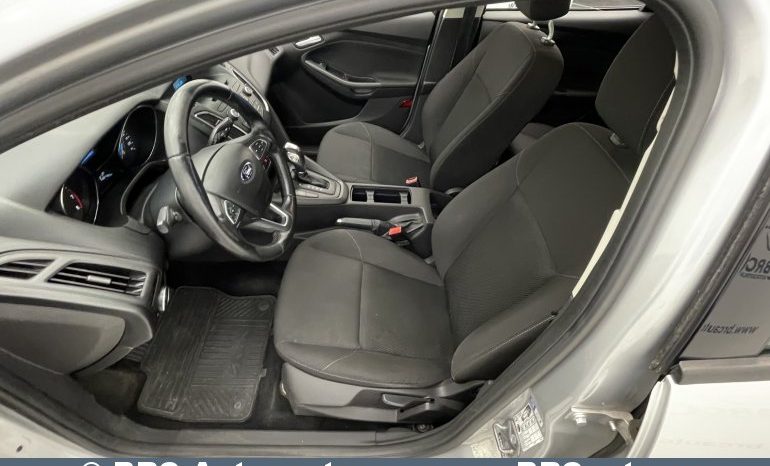 Ford Focus 1.6 Automatas 2015 full