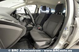 Ford Focus 1.6 Automatas 2015 full