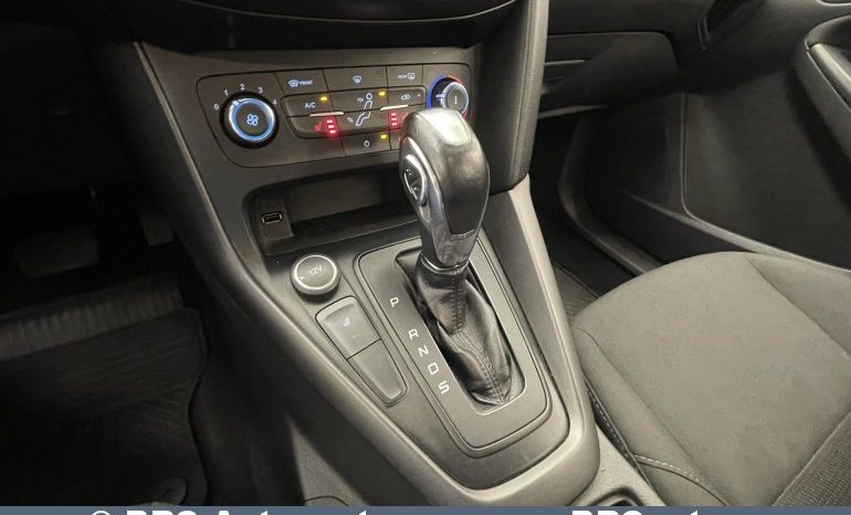 Ford Focus 1.6 Automatas 2015 full