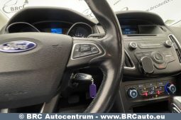 Ford Focus 1.6 Automatas 2015 full