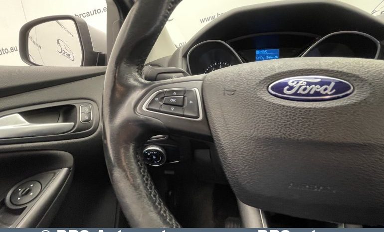 Ford Focus 1.6 Automatas 2015 full
