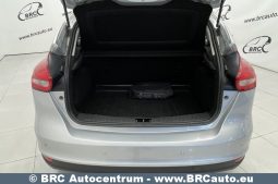 Ford Focus 1.6 Automatas 2015 full
