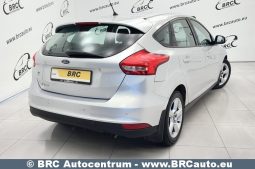 Ford Focus 1.6 Automatas 2015 full