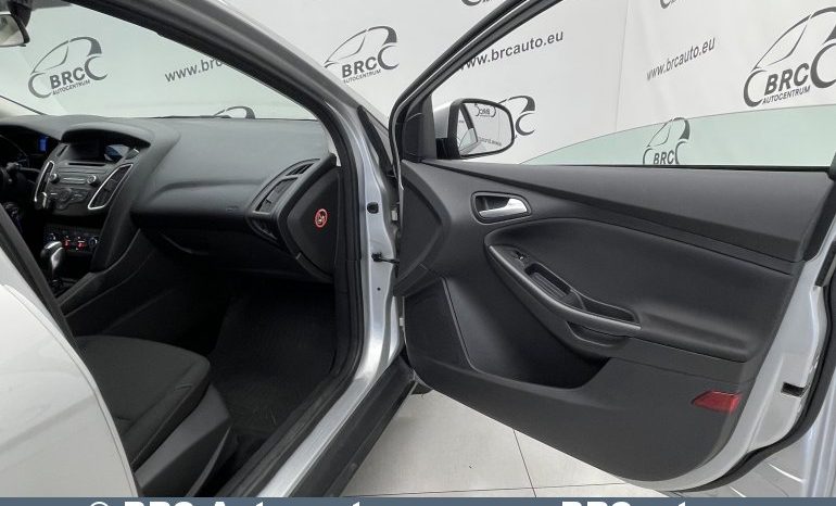 Ford Focus 1.6 Automatas 2015 full