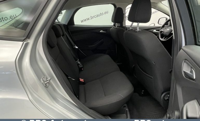Ford Focus 1.6 Automatas 2015 full