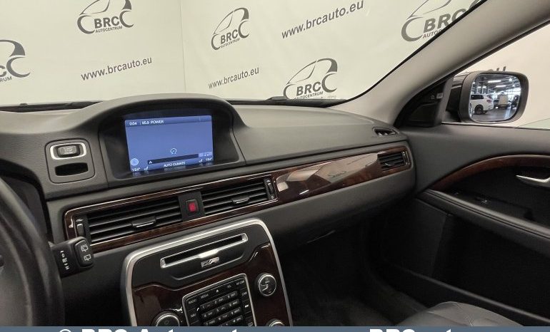 Volvo XC 70 T6 AWD Automatas 2013 full