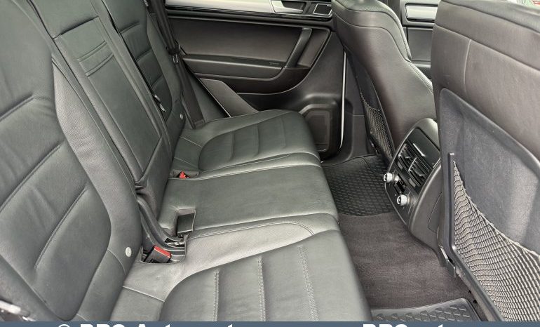 Volkswagen Touareg 3.0 V6 TDI 4Motion R-Line Automatas 2015 full