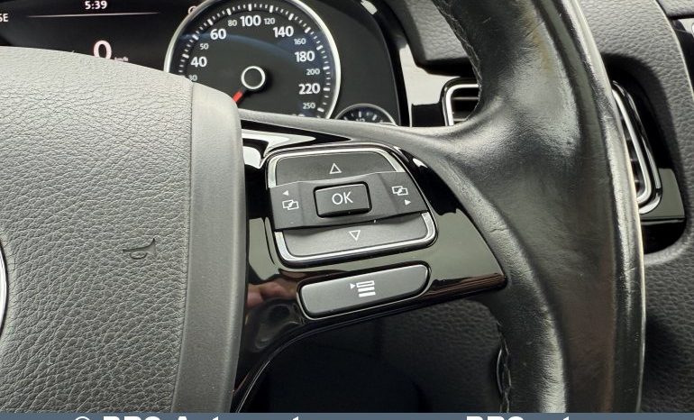 Volkswagen Touareg 3.0 V6 TDI 4Motion R-Line Automatas 2015 full