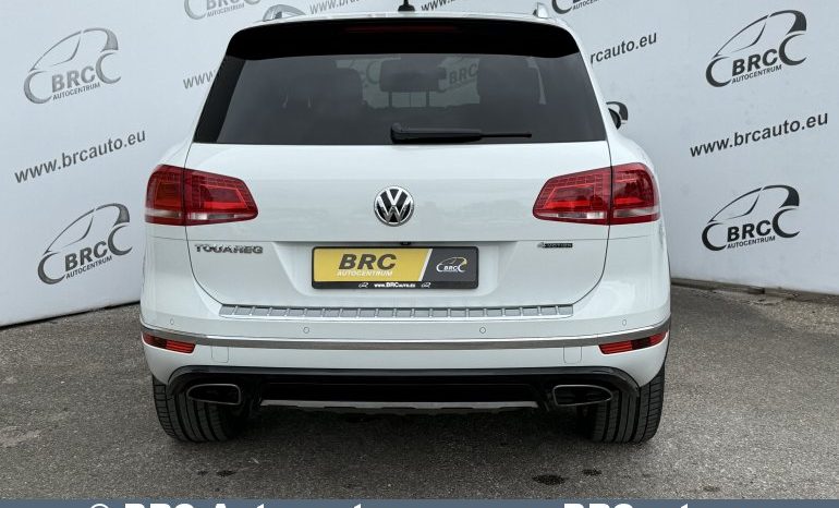 Volkswagen Touareg 3.0 V6 TDI 4Motion R-Line Automatas 2015 full