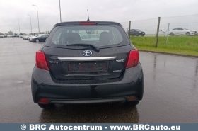 Toyota Yaris Hybrid 5d Hatchback 1.5 HSD Act 2017