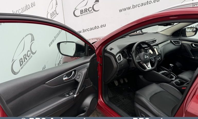 Nissan Qashqai 1.5 dCi Business Edition 2017 full