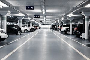 Automobilių aikštelė (Shutterstock nuotr.)