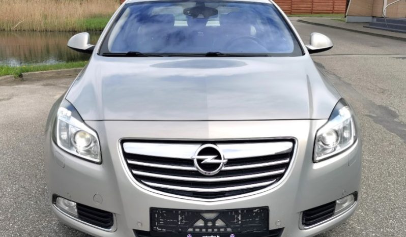 Opel Insignia 2010 full