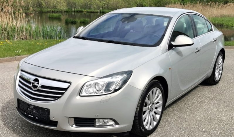 Opel Insignia 2010 full