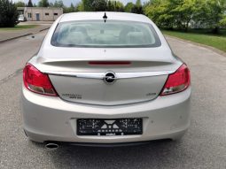 Opel Insignia 2010 full