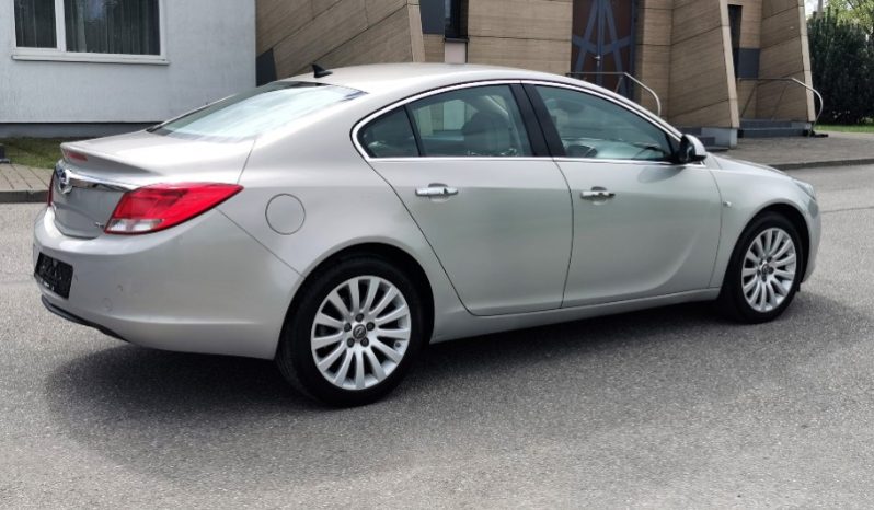 Opel Insignia 2010 full