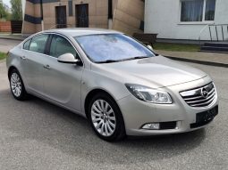 Opel Insignia 2010 full