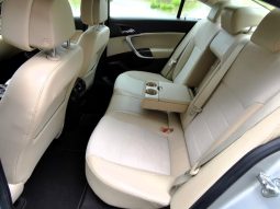 Opel Insignia 2010 full