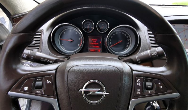Opel Insignia 2010 full