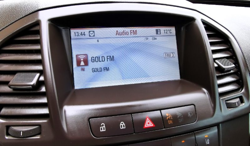 Opel Insignia 2010 full