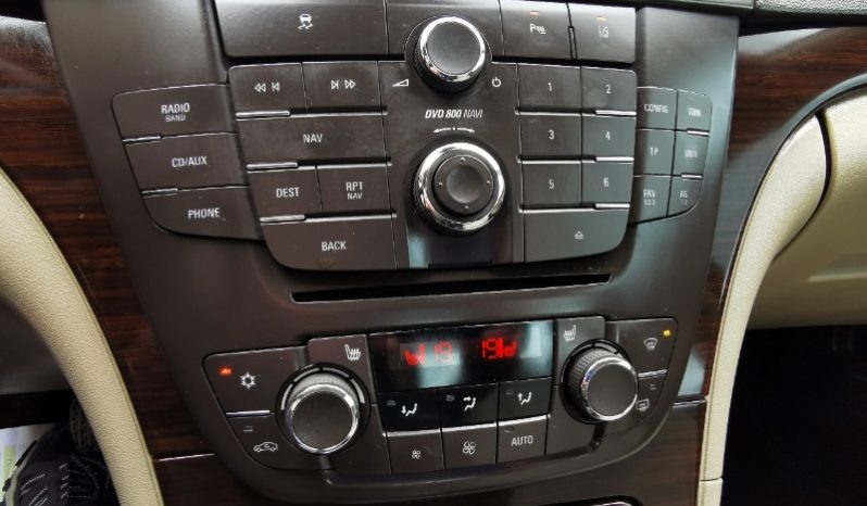 Opel Insignia 2010 full