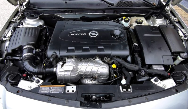 Opel Insignia 2010 full
