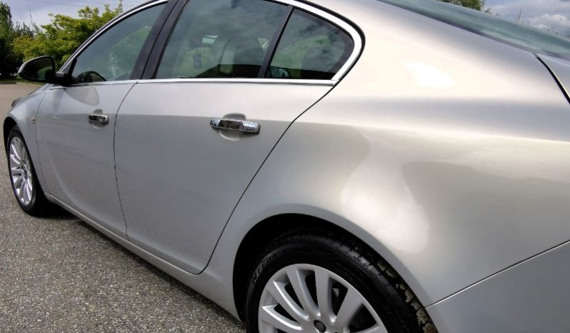 Opel Insignia 2010 full