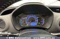 Toyota Yaris Hybrid 5d Hatchback 1.5 HSD Act 2017 full