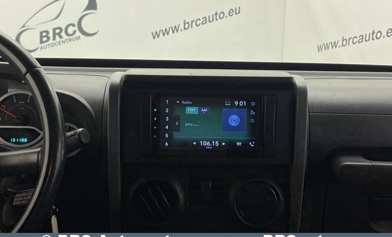 Jeep Wrangler 2.8CRD Beach Edition 2011 full