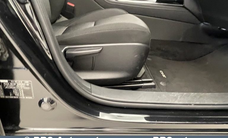 Mazda CX-30 Vision Plus SUV 2.0 6AT M-HYBRID SKYACTIV-G 2023 full