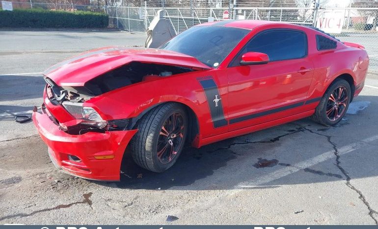 Ford Mustang 3.7 V6 Automatas 2014 full