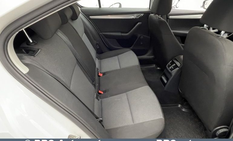 Skoda Octavia 1.6TDI Active 2016 full