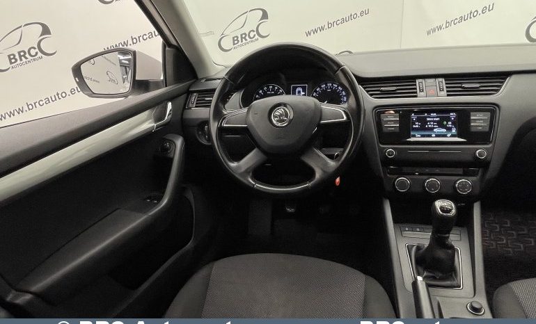 Skoda Octavia 1.6TDI Active 2016 full