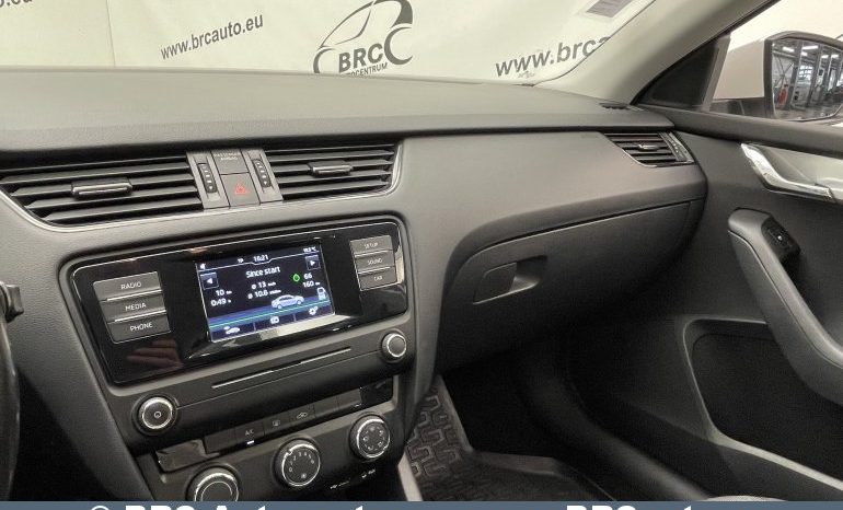 Skoda Octavia 1.6TDI Active 2016 full