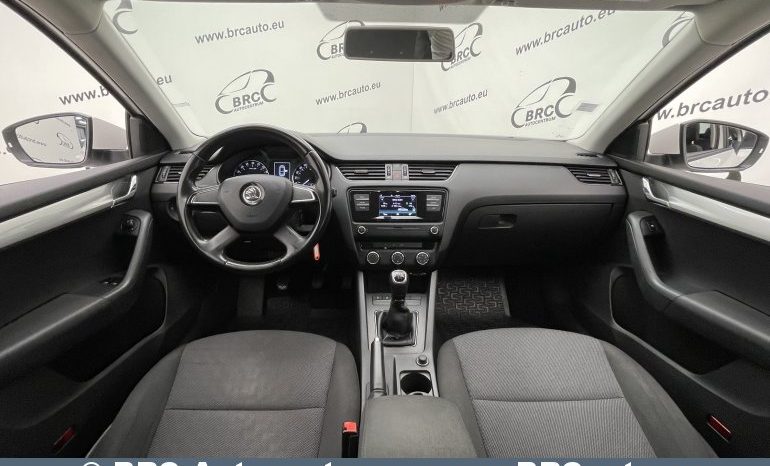 Skoda Octavia 1.6TDI Active 2016 full
