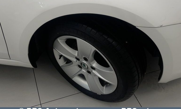 Skoda Octavia 1.6TDI Active 2016 full