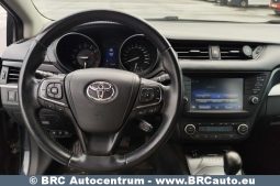 Toyota Avensis 1.8i Automatas 2016 full